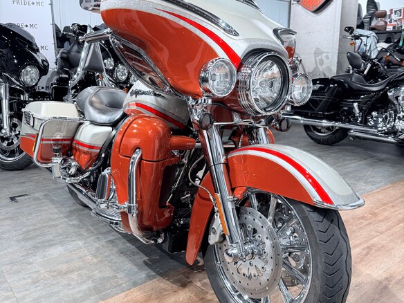2009 Harley-Davidson CVO Street Glide, оранжевый, 1299000 рублей - вид 13