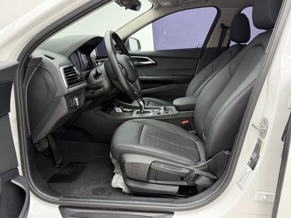 2023 BMW 1 серии 120i III (F52) Рестайлинг, белый, 1680007 рублей - вид 6