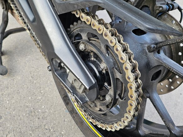 2017 Yamaha MT-09 Tracer (FJ-09), чёрный, 730000 рублей - вид 17