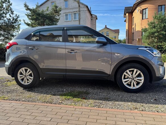 2019 Hyundai Creta I, серый, 1810000 рублей - вид 3