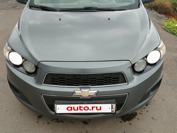 2014 Chevrolet Aveo II, серый, 550000 рублей - вид 1