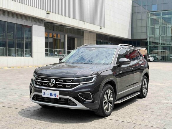 2022 Volkswagen Tayron I Рестайлинг, чёрный, 2285000 рублей