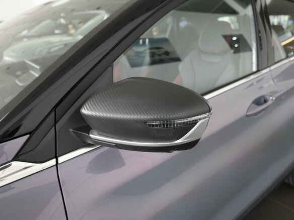 2026 Geely Coolray I Рестайлинг 2, фиолетовый, 2929990 рублей - вид 2