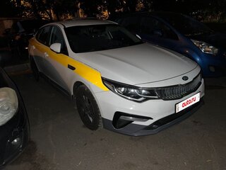 2019 Kia Optima IV Рестайлинг, белый, 1170000 рублей, вид 3
