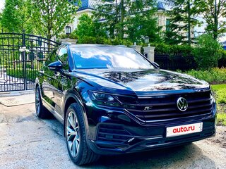 2019 Volkswagen Touareg III, чёрный, 4400000 рублей, вид 1