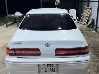 1996 Toyota Mark II VIII (X100), белый, 750000 рублей, вид 2