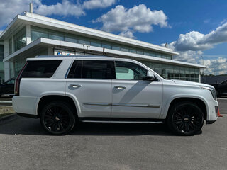 2018 Cadillac Escalade IV, белый, 4189928 рублей, вид 4