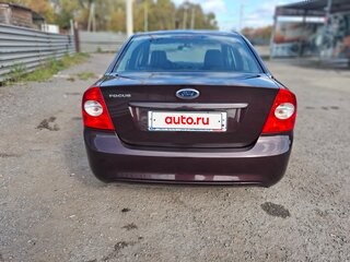 2010 Ford Focus II Рестайлинг, фиолетовый, 800000 рублей, вид 3