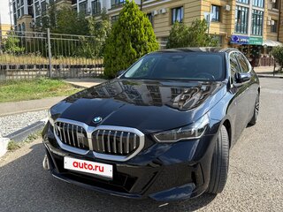 2024 BMW 5 серии 530i VIII (G60/G61/G68), чёрный, 7000000 рублей, вид 1