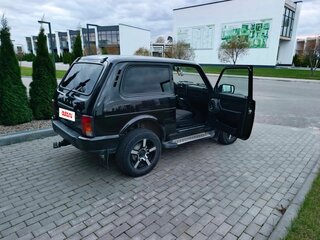 2020 Lada (ВАЗ) 2121 (4x4) Urban I Рестайлинг (2020), чёрный, 780000 рублей, вид 5