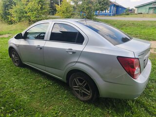 2012 Chevrolet Aveo II, серебристый, 535000 рублей, вид 4