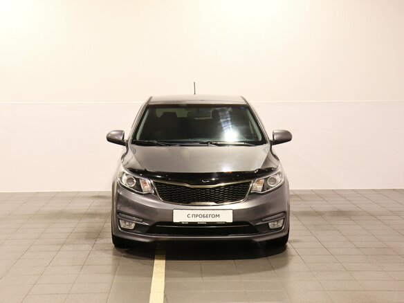 2016 Kia Rio III Рестайлинг, серый, 1140000 рублей - вид 2