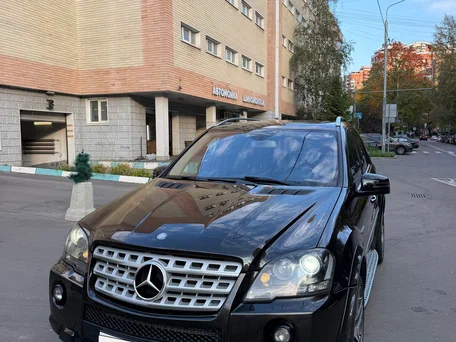 2010 Mercedes-Benz M-Класс AMG 63 AMG II (W164) Рестайлинг, коричневый, 2300000 рублей, вид 1
