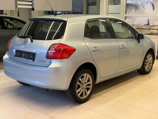 2009 Toyota Auris I, голубой, 640000 рублей, вид 4