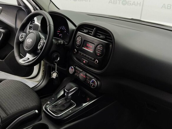 2018 Audi A3 III (8V) Рестайлинг, белый - вид 27