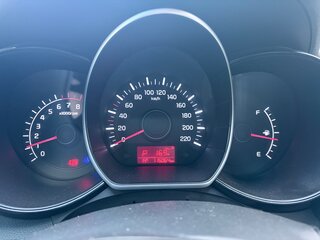 2016 Kia Rio III Рестайлинг, белый, 1020000 рублей, вид 4