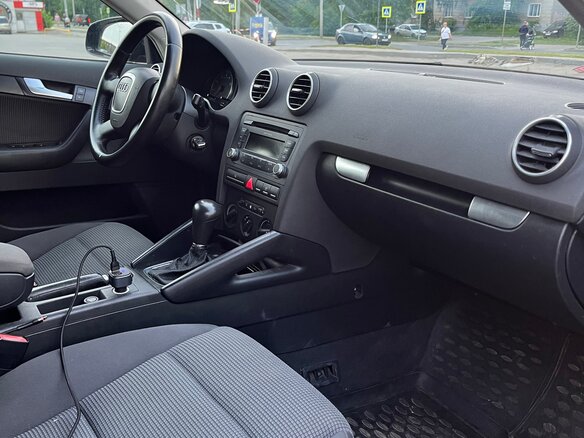 2007 Audi A3 II (8P) Рестайлинг 1, чёрный - вид 4