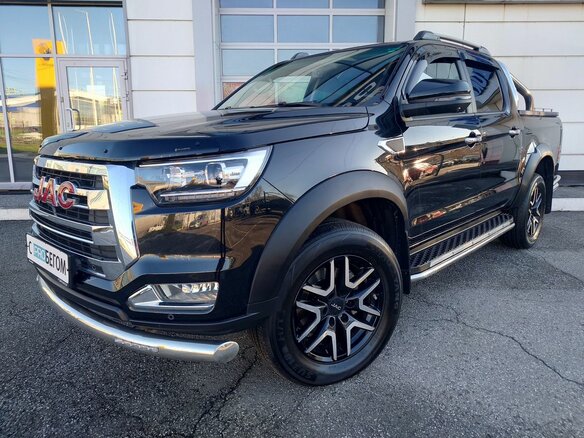 2023 JAC T8 Pro, чёрный, 2589999 рублей