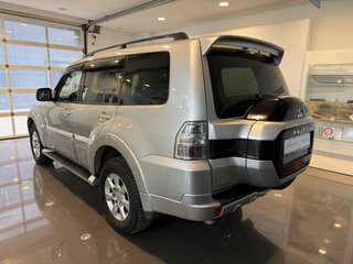 2018 Mitsubishi Pajero IV Рестайлинг 2, серый, 3050000 рублей, вид 2