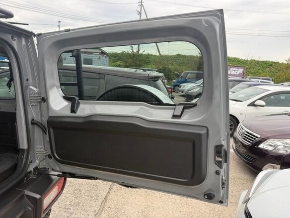2023 Suzuki Jimny Sierra IV, серебристый, 1576911 рублей - вид 15