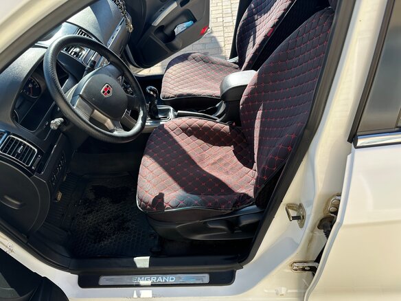2013 Geely Emgrand EC7, белый, 500000 рублей - вид 3