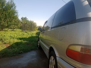 1999 Toyota Estima Emina I, серебристый, 650000 рублей, вид 3