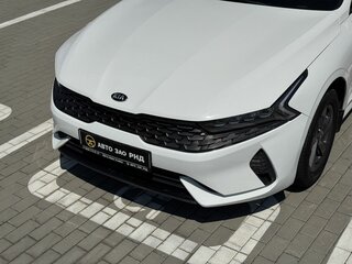 2021 Kia K5 III, белый, 1400000 рублей, вид 5