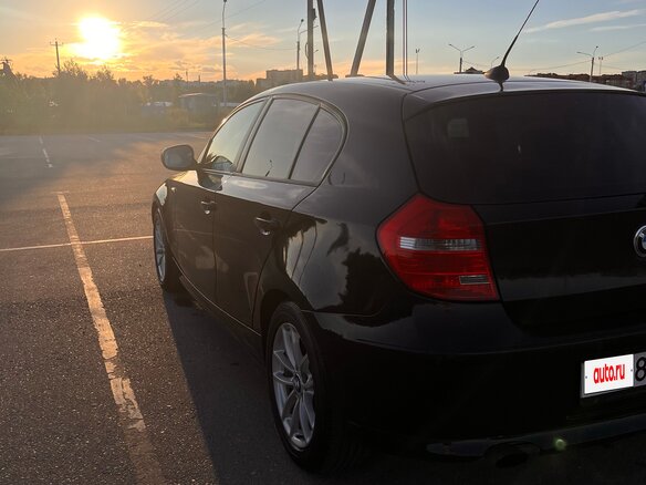 2010 BMW 1 серии 116i I (E81/E82/E87/E88) Рестайлинг, чёрный, 690000 рублей - вид 10