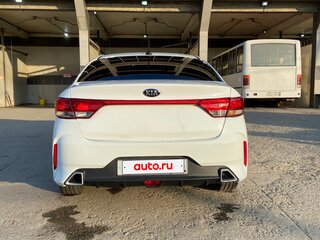 2020 Kia Rio IV Рестайлинг, белый, 915000 рублей, вид 3