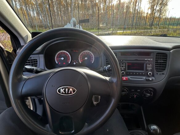 2011 Kia Rio II Рестайлинг, бежевый, 649000 рублей - вид 7