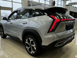2026 Geely Atlas II, серебристый, 4118990 рублей, вид 3