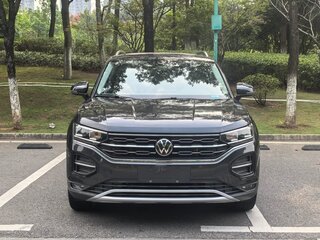 2022 Volkswagen Tayron I, серый, 1960046 рублей, вид 2