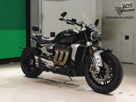 2021 Triumph Rocket 3, чёрный, 2199000 рублей, вид 3