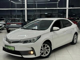 2018 Toyota Corolla XI (E160, E170, E180) Рестайлинг 1, белый, 1499000 рублей, вид 2