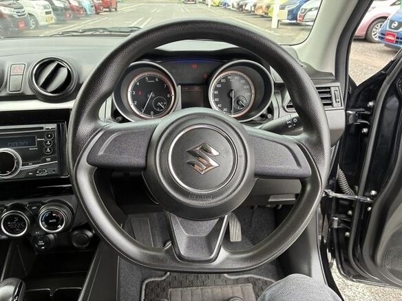 2019 Suzuki Swift V, чёрный, 870000 рублей - вид 10