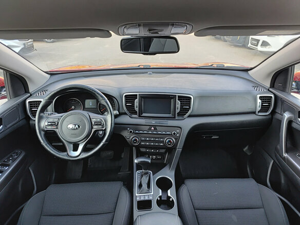2018 Kia Sportage IV, красный, 1950000 рублей - вид 13
