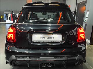 2023 Mini Hatch Cooper S III (F55/F56) Рестайлинг 2, чёрный, 5490000 рублей, вид 4