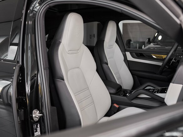 2026 Porsche Cayenne Coupé III Рестайлинг, чёрный, 17400000 рублей - вид 8
