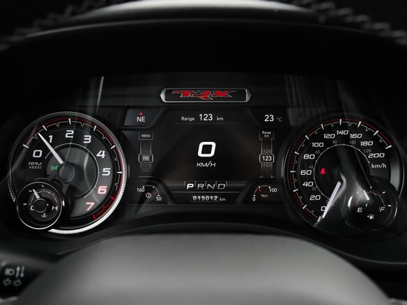2021 Ram 1500 Crew Cab TRX V, чёрный - вид 11