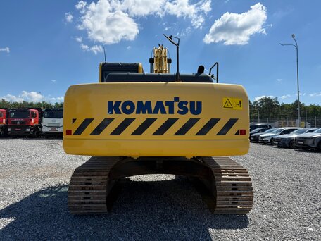 2019 Komatsu PC220-8, жёлтый, 8300000 рублей, вид 3