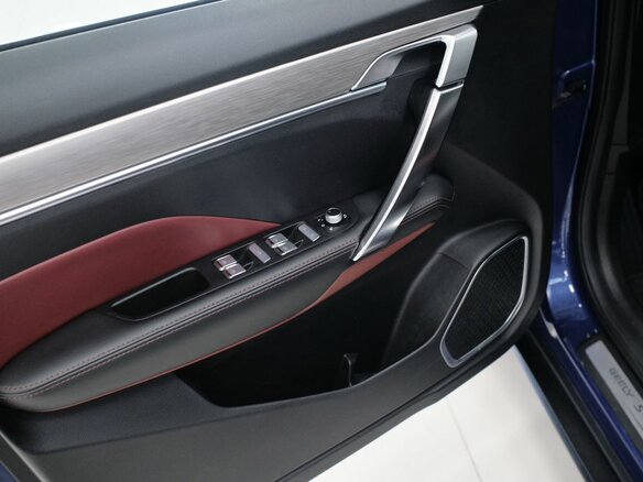 2021 Geely Coolray I, синий, 1576000 рублей - вид 22