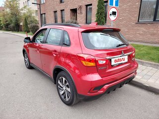 2019 Mitsubishi ASX I Рестайлинг 2, красный, 1465000 рублей, вид 4
