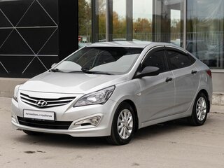 2016 Hyundai Solaris I Рестайлинг, серебристый, 1130000 рублей, вид 1