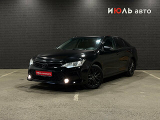 2015 Toyota Camry VII (XV50) Рестайлинг, чёрный, 1999000 рублей, вид 1