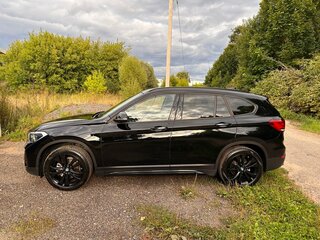 2021 BMW X1 18i sDrive II (F48) Рестайлинг, чёрный, 3050000 рублей, вид 4