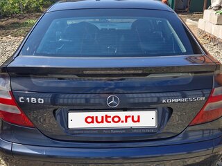 2004 Mercedes-Benz C-Класс 180 II (W203) Рестайлинг, чёрный, 410000 рублей, вид 3
