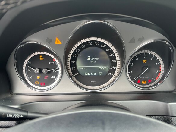 2011 Mercedes-Benz C-Класс 180 BlueEFFICIENCY III (W204), коричневый, 1280000 рублей - вид 24