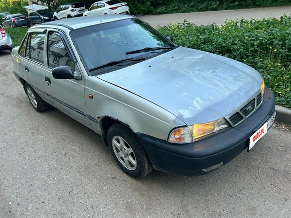 2005 Daewoo Nexia I, серебристый, 60000 рублей