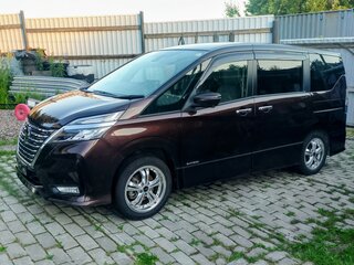 2022 Nissan Serena S-Hybrid V (C27) Рестайлинг, коричневый, 2170000 рублей, вид 3