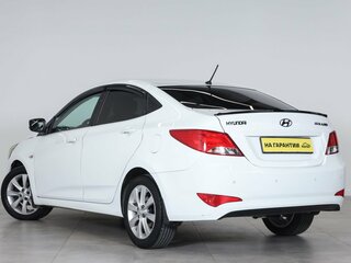 2015 Hyundai Solaris I Рестайлинг, белый, 899000 рублей, вид 4